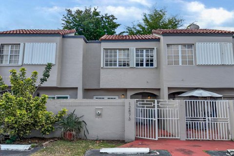 Adosado en venta en Miami, Florida, 2 dormitorios, 108.7 m2 № 1750336 - foto 2