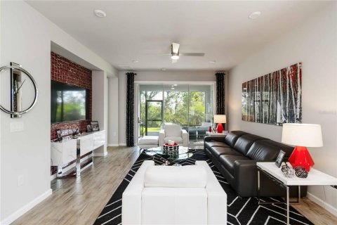 House in Venice, Florida 3 bedrooms, 167.04 sq.m. № 1873929 - photo 19