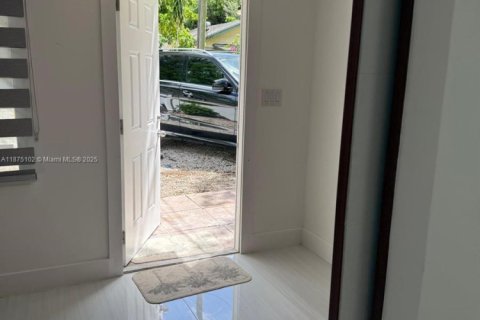 Appartement à louer à Broward, Floride: 1 chambre, 57.6 m2 № 1931913 - photo 2