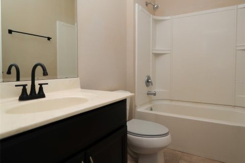Casa en venta en Leesburg, Florida, 3 dormitorios, 174.19 m2 № 2094874 - foto 25