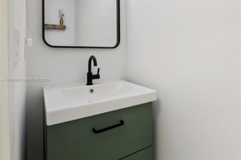 Touwnhouse à louer à Hollywood, Floride: 3 chambres, 132.01 m2 № 1992823 - photo 26