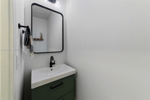 Touwnhouse à louer à Hollywood, Floride: 3 chambres, 132.01 m2 № 1992823 - photo 18