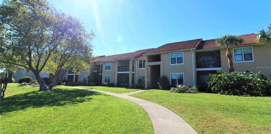 Condo in Sarasota, Florida, 2 bedrooms  № 2198643