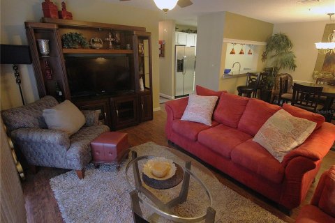 Condo in Sarasota, Florida, 2 bedrooms  № 2198643 - photo 6