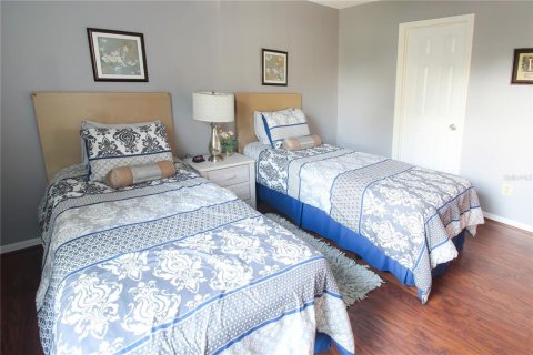 Condo in Sarasota, Florida, 2 bedrooms  № 2198643 - photo 9