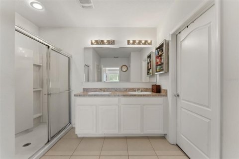 Villa ou maison à vendre à Kissimmee, Floride: 5 chambres, 262.36 m2 № 2406740 - photo 22