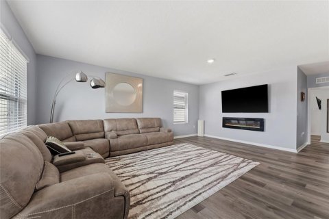 Villa ou maison à vendre à Kissimmee, Floride: 5 chambres, 262.36 m2 № 2406740 - photo 25