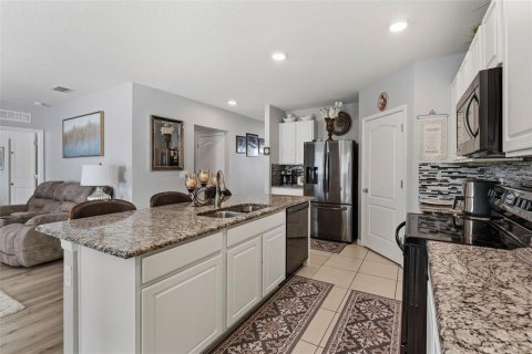 Villa ou maison à vendre à Kissimmee, Floride: 5 chambres, 262.36 m2 № 2406740 - photo 17