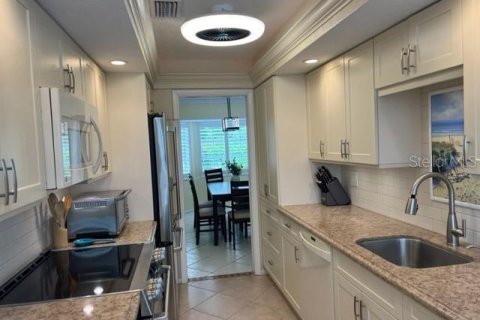 Villa ou maison à louer à Sarasota, Floride: 2 chambres, 139.17 m2 № 2347858 - photo 21