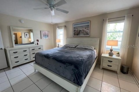 Villa ou maison à louer à Sarasota, Floride: 2 chambres, 139.17 m2 № 2347858 - photo 22