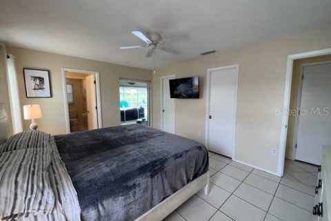Villa ou maison à louer à Sarasota, Floride: 2 chambres, 139.17 m2 № 2347858 - photo 24