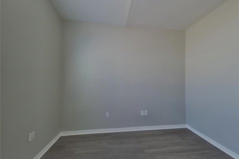 House in Orlando, Florida 4 bedrooms, 160.54 sq.m. № 1911545 - photo 10