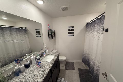Casa en alquiler en Port St. Lucie, Florida, 4 dormitorios, 242.47 m2 № 2075724 - foto 8