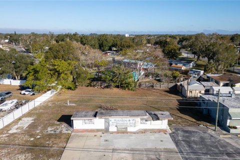 Commercial property in Auburndale, Florida 39.95 sq.m. № 1732779 - photo 8