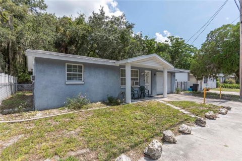 House in Hudson, Florida 2 bedrooms, 80.08 sq.m. № 2203326