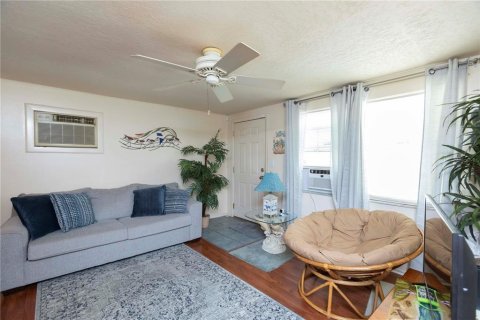Casa en venta en Hudson, Florida, 2 dormitorios, 80.08 m2 № 2203326 - foto 4
