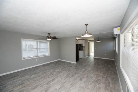 Casa en venta en Madeira Beach, Florida, 3 dormitorios, 200.67 m2 № 1535690 - foto 23