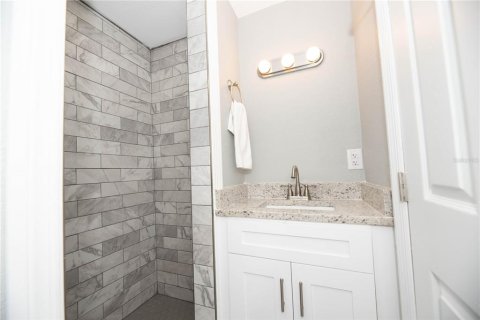 Casa en venta en Madeira Beach, Florida, 3 dormitorios, 200.67 m2 № 1535690 - foto 26