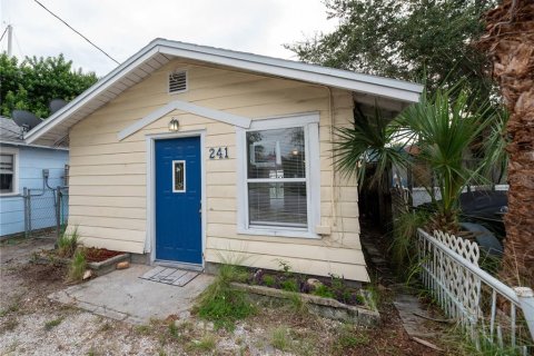 Casa en venta en Madeira Beach, Florida, 3 dormitorios, 200.67 m2 № 1535690 - foto 4