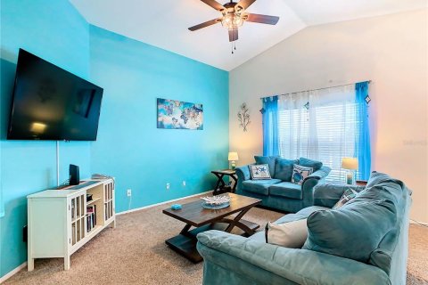 House in Davenport, Florida 4 bedrooms, 155.33 sq.m. № 1203843 - photo 6