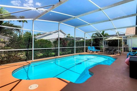 House in Davenport, Florida 4 bedrooms, 155.33 sq.m. № 1203843 - photo 23