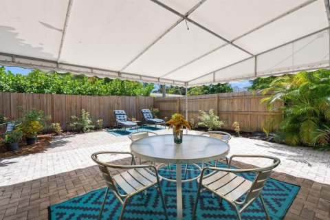 Casa en venta en Fort Lauderdale, Florida, 3 dormitorios, 133.69 m2 № 2382742 - foto 18