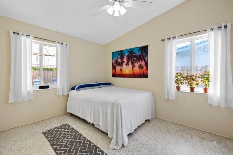 Casa en venta en Fort Lauderdale, Florida, 3 dormitorios, 133.69 m2 № 2382742 - foto 17