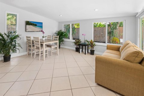 Casa en venta en Fort Lauderdale, Florida, 3 dormitorios, 133.69 m2 № 2382742 - foto 10