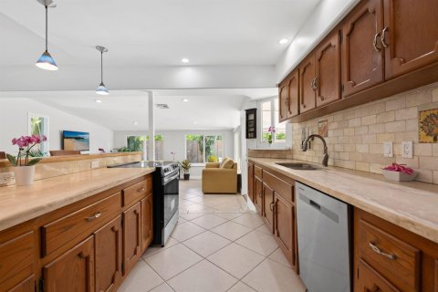 Casa en venta en Fort Lauderdale, Florida, 3 dormitorios, 133.69 m2 № 2382742 - foto 9