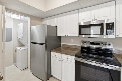 Copropriété à vendre à Tequesta, Floride: 2 chambres, 92.07 m2 № 2389874 - photo 13