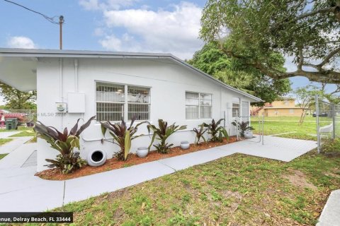House in Delray Beach, Florida 3 bedrooms, 116.13 sq.m. № 2251509 - photo 14