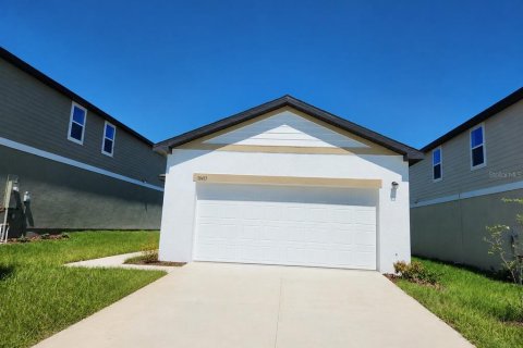 Villa ou maison à Dade City, Floride 3 chambres, 111.48 m2 № 2324772