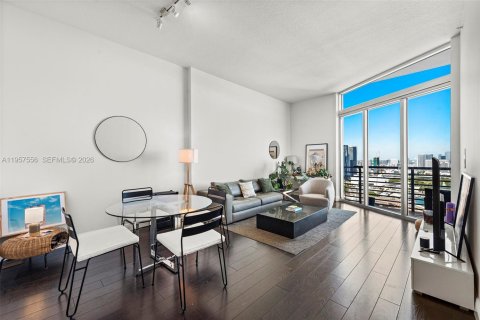 Condominio en venta en Miami, Florida, 1 dormitorio, 78.6 m2 № 2254705 - foto 4