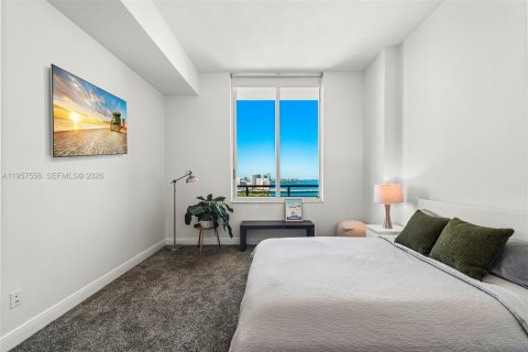 Condominio en venta en Miami, Florida, 1 dormitorio, 78.6 m2 № 2254705 - foto 8