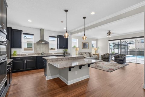 House in Windermere, Florida 4 bedrooms, 348.01 sq.m. № 2321417 - photo 8