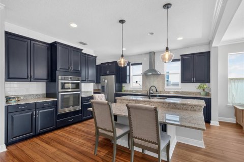 House in Windermere, Florida 4 bedrooms, 348.01 sq.m. № 2321417 - photo 9