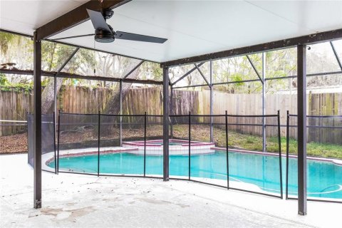 House in Orlando, Florida 3 bedrooms, 134.06 sq.m. № 2197786 - photo 15