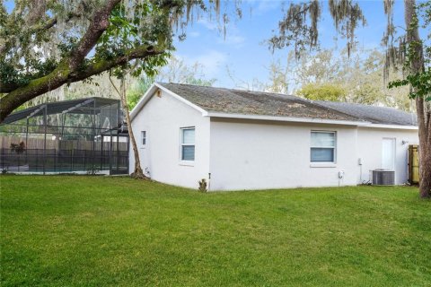 House in Orlando, Florida 3 bedrooms, 134.06 sq.m. № 2197786 - photo 14