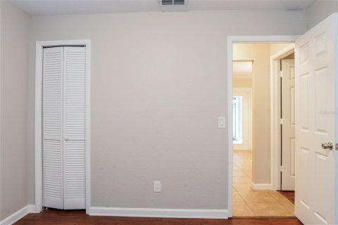 House in Orlando, Florida 3 bedrooms, 134.06 sq.m. № 2197786 - photo 6