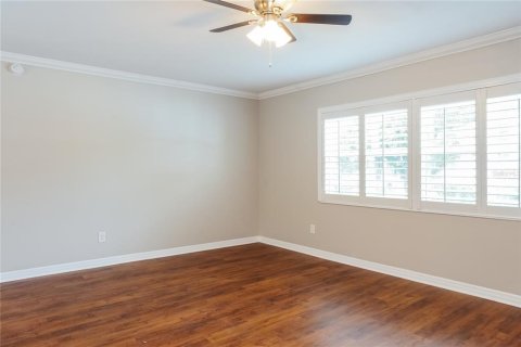 House in Orlando, Florida 3 bedrooms, 134.06 sq.m. № 2197786 - photo 4