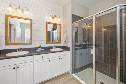 Villa ou maison à vendre à Lakewood Ranch, Floride: 4 chambres, 242.2 m2 № 2105445 - photo 30