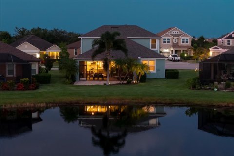 Villa ou maison à vendre à Lakewood Ranch, Floride: 4 chambres, 242.2 m2 № 2105445 - photo 4