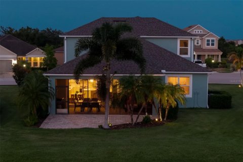 Villa ou maison à vendre à Lakewood Ranch, Floride: 4 chambres, 242.2 m2 № 2105445 - photo 9