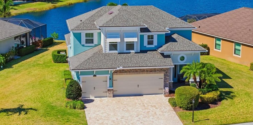 Villa ou maison à HARMONY AT LAKEWOOD RANCH à Lakewood Ranch, Floride 4 chambres, 242.2 m2 № 2105445