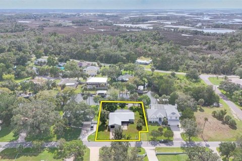 Villa ou maison à vendre à Crystal River, Floride: 3 chambres, 161.84 m2 № 2342104 - photo 3