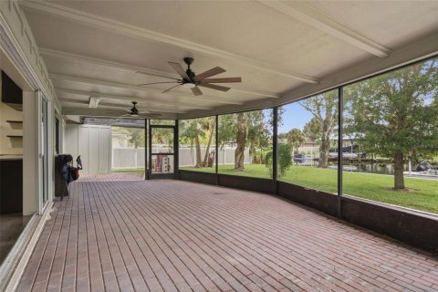 Villa ou maison à vendre à Crystal River, Floride: 3 chambres, 161.84 m2 № 2342104 - photo 30