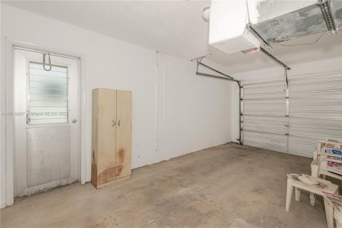 House in Pompano Beach, Florida 2 bedrooms, 96.06 sq.m. № 1969662 - photo 28