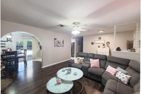 House in Ocala, Florida 3 bedrooms, 142.51 sq.m. № 1807489 - photo 7