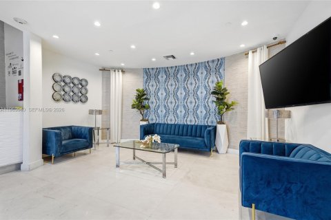 Hôtel, hôtellerie à vendre à Miami Beach, Floride: 1 chambre, 45.34 m2 № 2091195 - photo 16