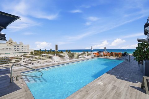 Hôtel, hôtellerie à vendre à Miami Beach, Floride: 1 chambre, 45.34 m2 № 2091195 - photo 20